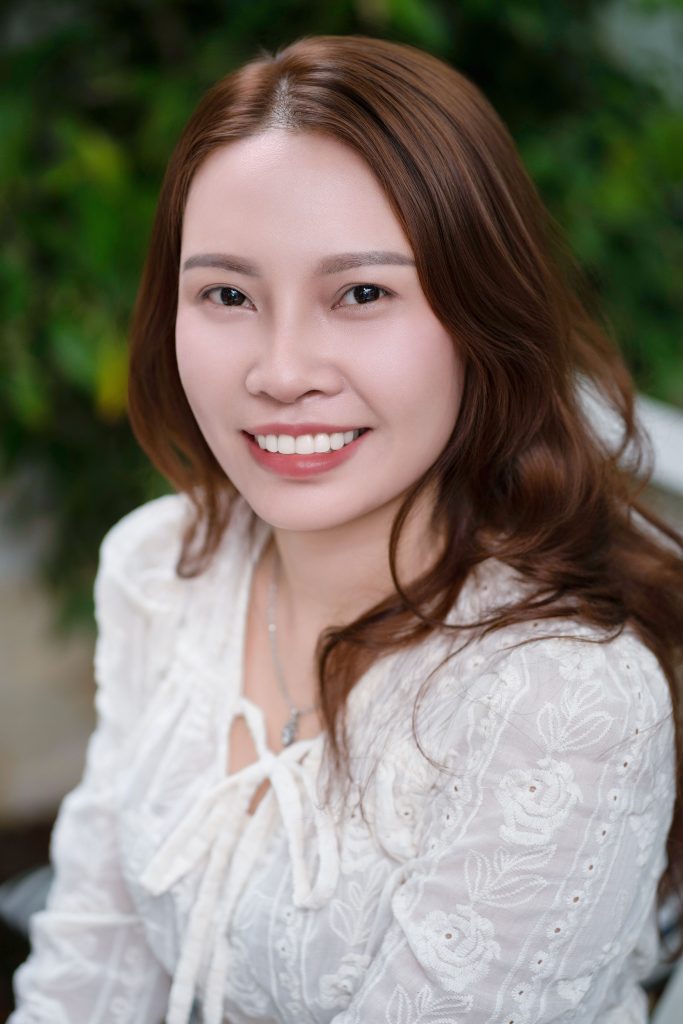 Emily Chen 1 Emily Chen