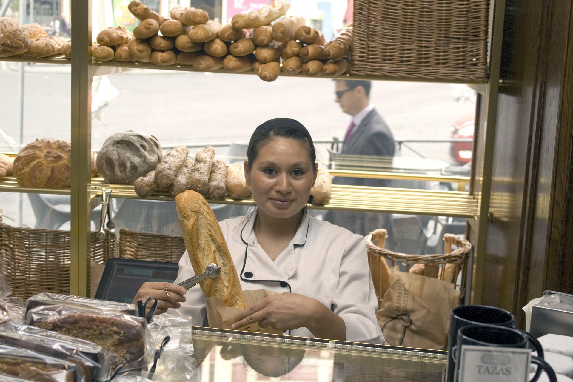 Franchises for Sale Near Me: Which Type Is Right for You? 4 Franchises for Sale Near Me 4